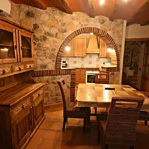 Casa rural Cal Puyo, Paüls